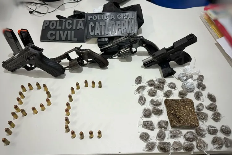 Caetité: Suspeito de homicídio é localizado com armas e munições em Lagoa Real
