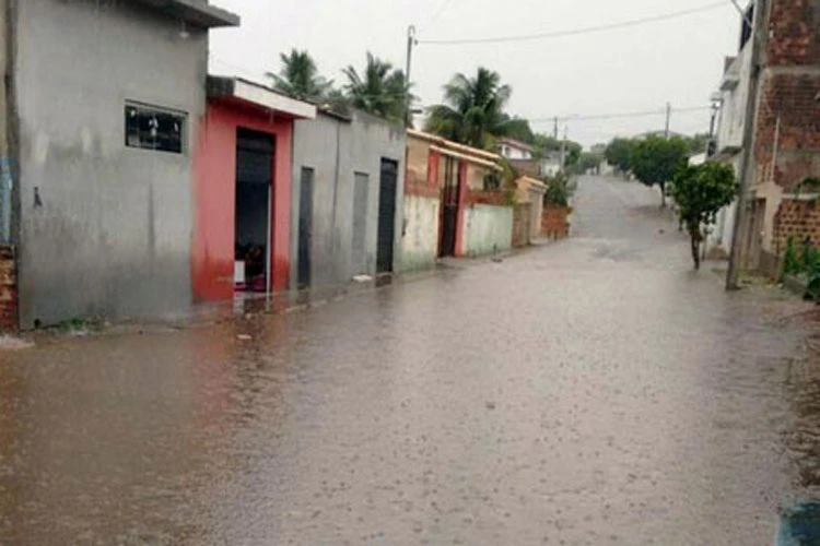 Chuvas moderadas trazem alívio diante da seca severa em Malhada de Pedras