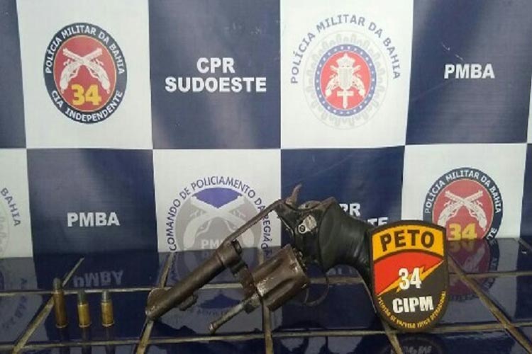 Empresário age rápido e consegue tomar arma de bandido durante assalto em Brumado