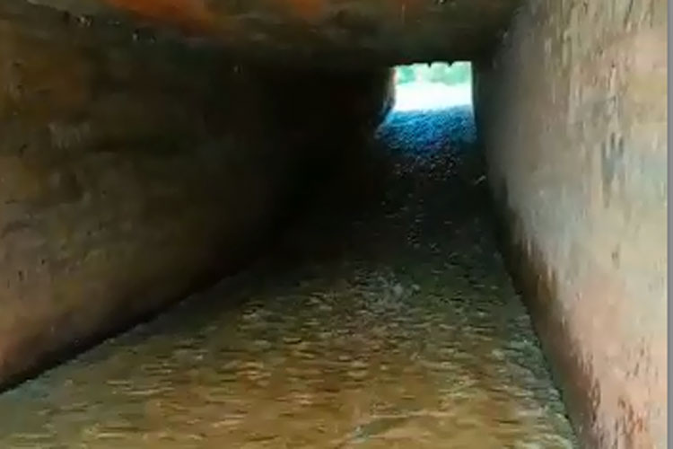 Barragem do Comocoxico sangra em Caculé e expectativa que água chegue em Brumado