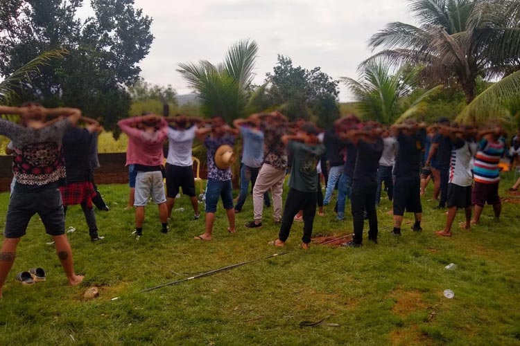 PM põe fim à festa rave na zona rural de Brumado com aglomeração de jovens e drogas sintéticas