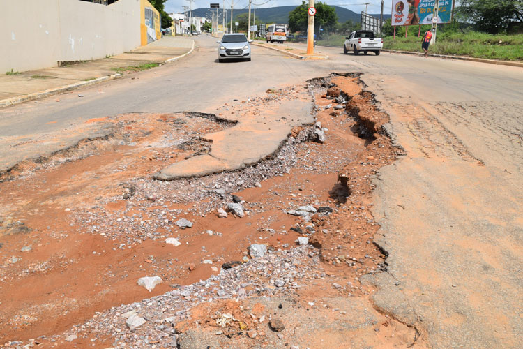 Brumado: Obras de recuperação da BA-148 não contemplam a Avenida Lindolpho Azevedo de Brito