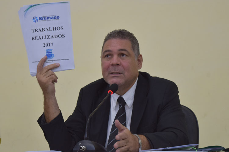 Brumado: Câmara prepara cartilha com relatório dos trabalhos do ano legislativo