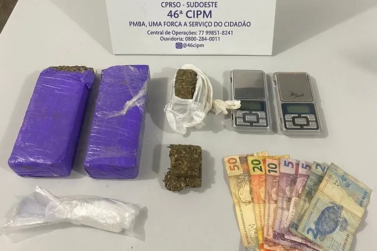 Polícia Militar apreende 1,2 kg de maconha durante patrulhamento tático em Paramirim