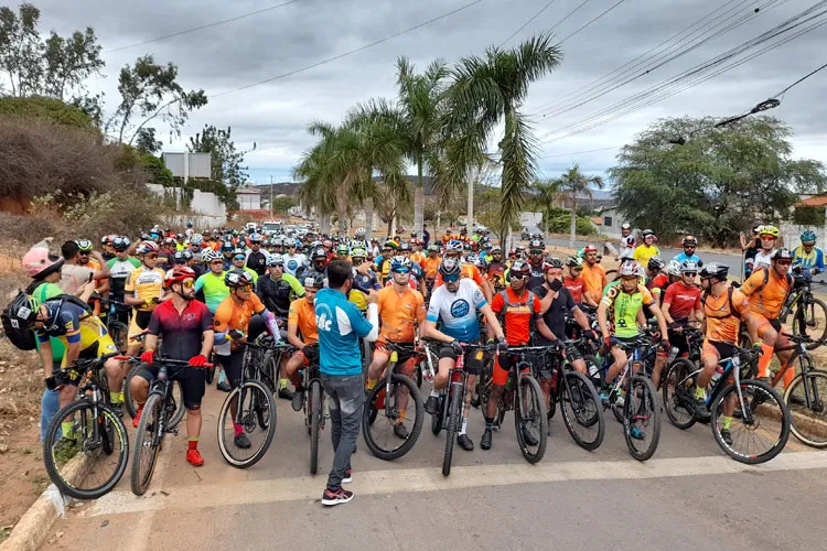 Federação Baiana de Ciclismo exalta corrida Ecológica Brumado a Rio de Contas