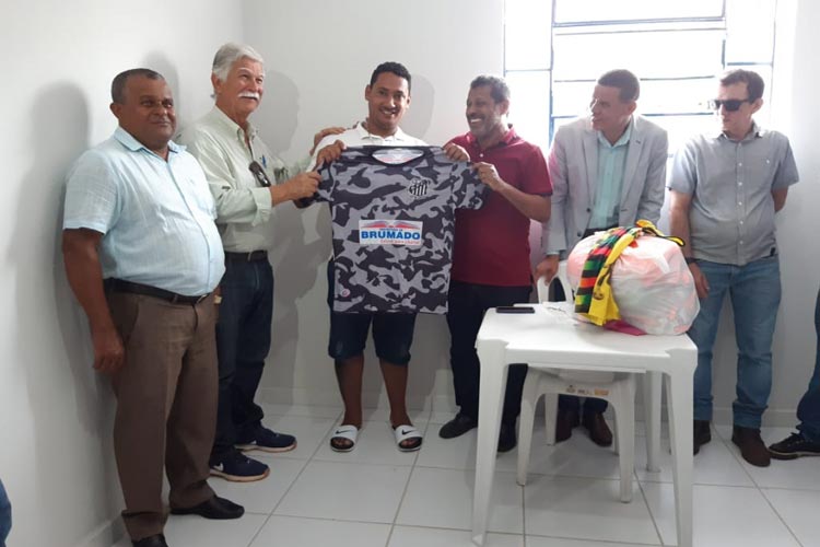 Em parceria com a prefeitura, Liga Brumadense de Futebol abre nova sede