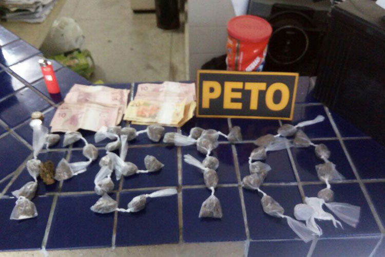 Polícia detém indivíduo com drogas no Bairro São Jorge em Brumado