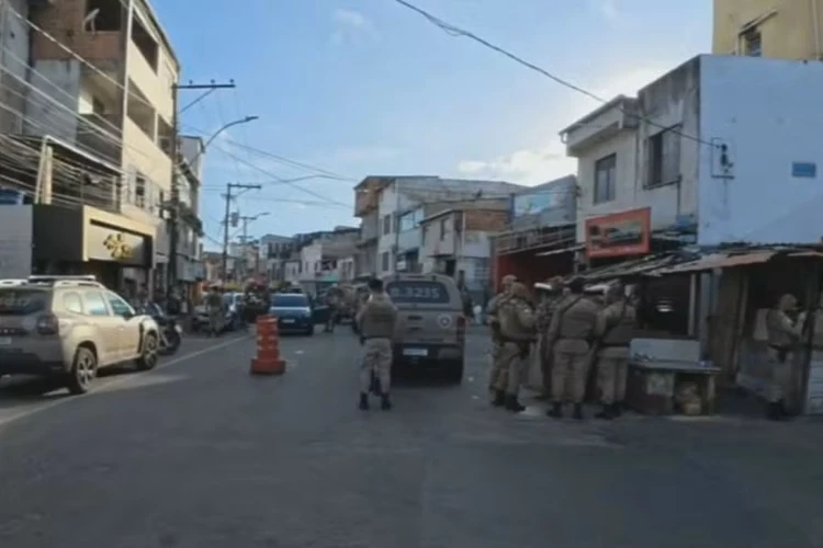 Salvador tem noite com dois suspeitos mortos e policial militar baleado na cabeça