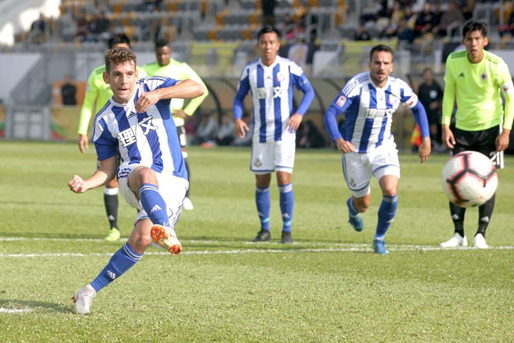 Jogador brumadense marca o primeiro gol do futebol mundial em 2019