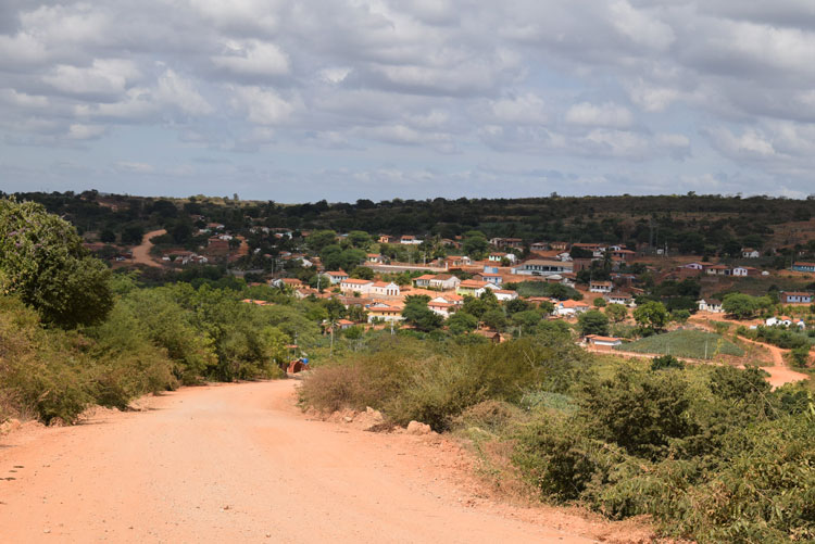 Alta Engenharia realiza vistoria em casas indenizadas no trecho da Fiol em Brumado