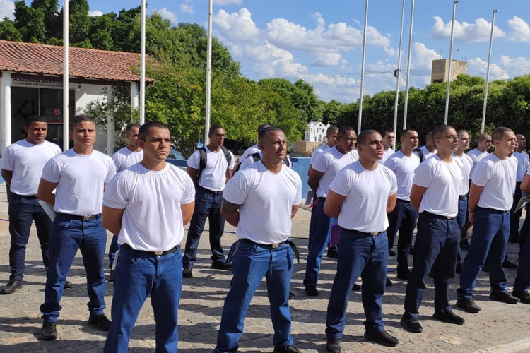Guanambi: 17º BPM recebe mais 30 alunos para início do curso de formação de soldados