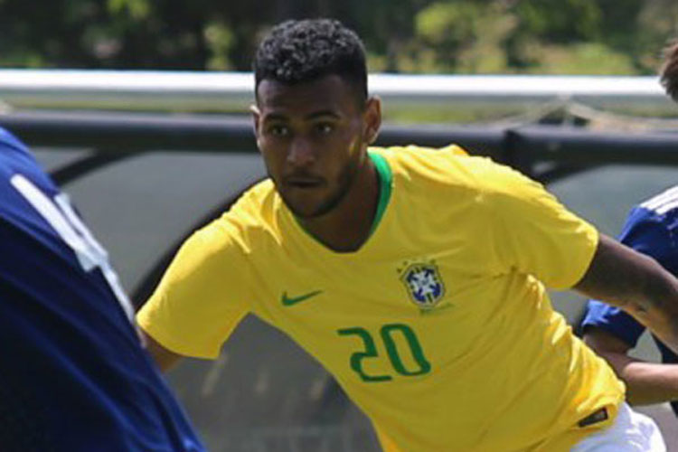 Júnior Brumado faz seu primeiro gol com a camisa da seleção brasileira