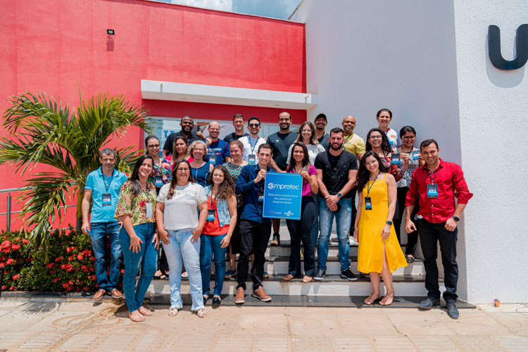 Empresários de Livramento de Nossa Senhora e Dom Basílio participam de Seminário Empretec