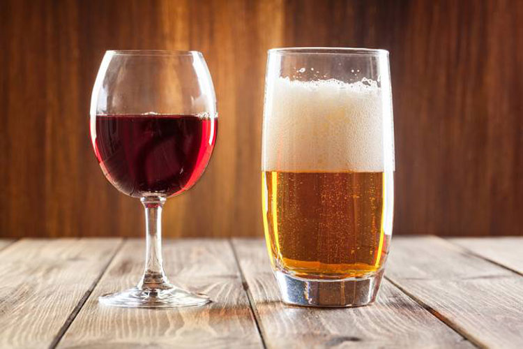 Cerveja faz tão bem para coração quanto vinho, diz estudo