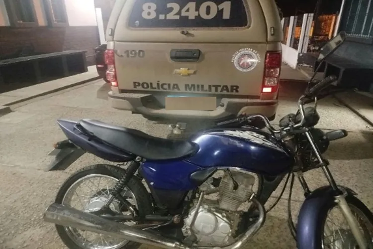 Motocicleta roubada é apreendida com condutor sem CNH em Brumado