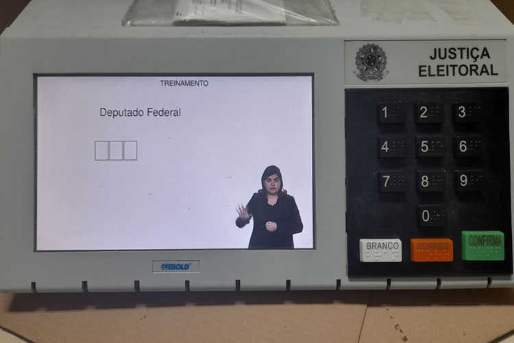 Eleições 2022: Urnas contarão com intérprete de Libras e demais meios de inclusão