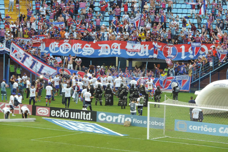 Fortaleza vence o Avaí e conquista o título da Série B do Brasileiro