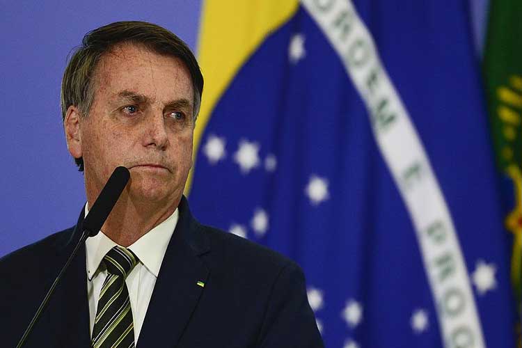 Minuta de decreto é 1ª prova que Bolsonaro cogitou golpe, avalia PF