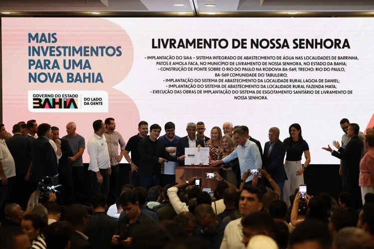 Livramento de Nossa Senhora recebe pacote de obras com esgotamento sanitário