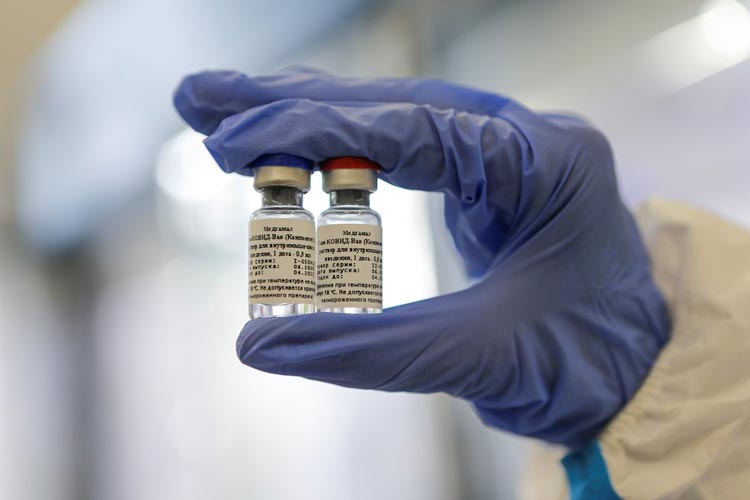 Rússia anuncia 1º lote da vacina contra Covid-19 para setembro