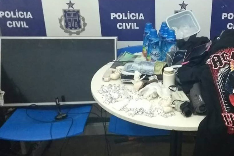 Brumado: Polícia Civil apreende drogas e recupera roupas furtadas no Bairro Dr. Juracy
