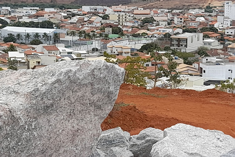 Urbanista defende audiência pública para debater código de obras e taxa de lixo em Brumado