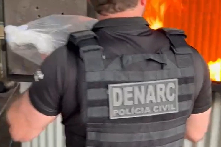 Mais de 330 kg de drogas são incineradas em Vitória da Conquista