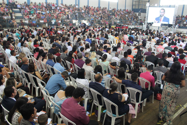 Brumado: Amor foi a temática debatida no congresso regional das Testemunhas de Jeová