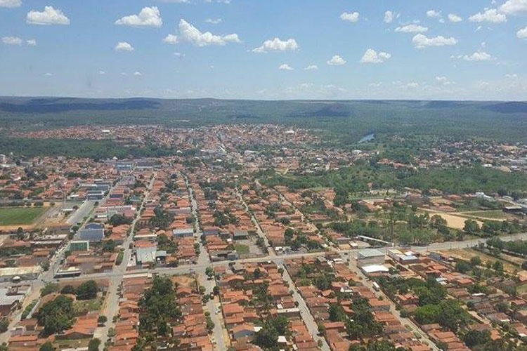 Moradores relatam preocupação com número de casos de dengue em Santa Maria da Vitória