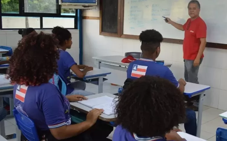 Divulgado resultado dos concursos para professores na Bahia