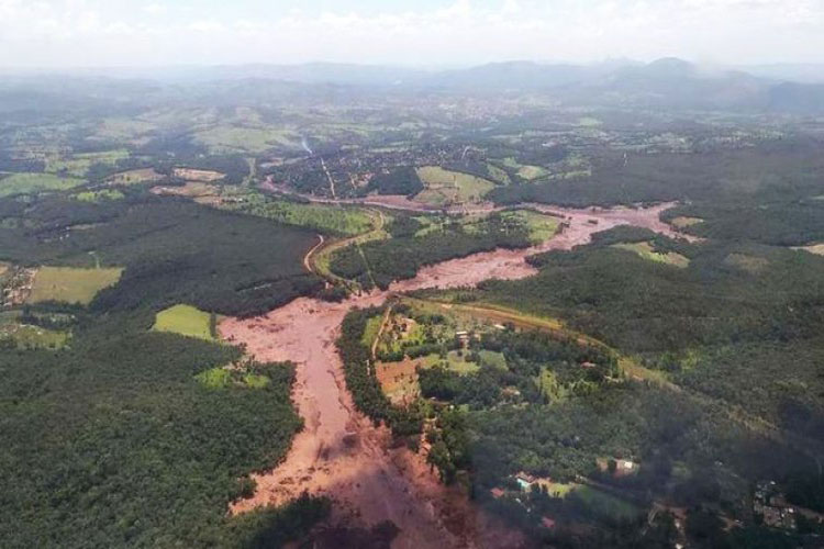 Sobe para 34 o número de mortos após rompimento de barragem da Vale em Brumadinho