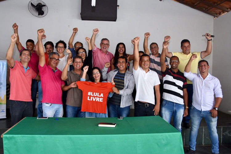 'Lula Livre': Waldenor e Zé Raimundo se mobilizam militantes na Serra Geral