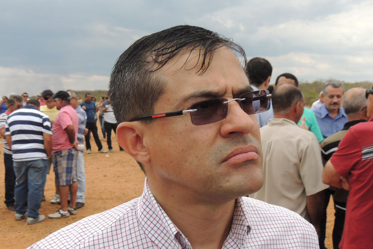 Livramento: TCM determina ressarcimento de mais de R$ 180 mil ao ex-prefeito Paulo Azevedo