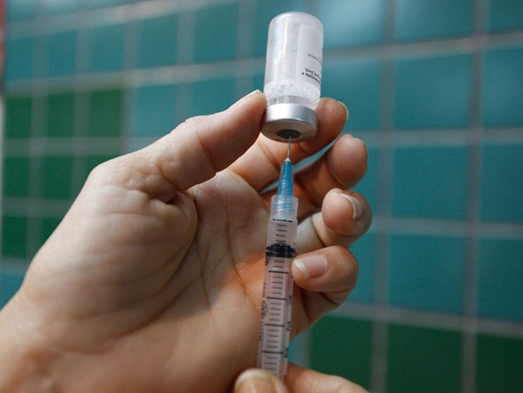 Procura por vacinas contra hepatite A, HPV, meningite e paralisia infantil tem queda na Bahia