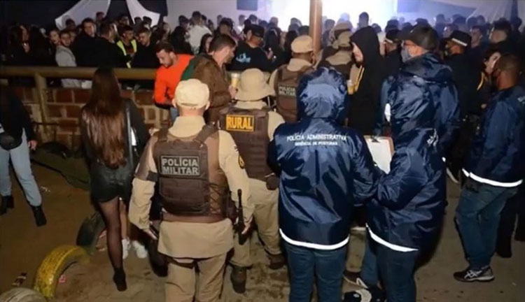 Polícia Militar encerra evento clandestino com mais de 500 pessoas em Vitória da Conquista