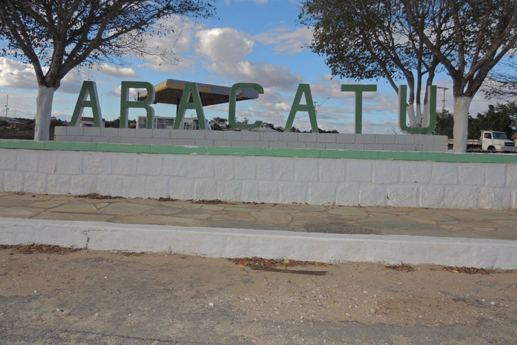 São Pedro 2017: Prefeitura de Aracatu reduz grade de atrações para Arraiá do Gererê