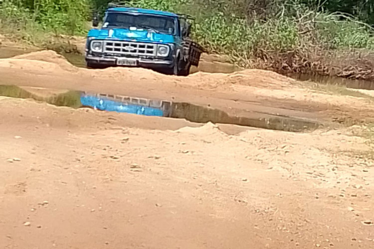 Brumado: Moradores cobram construção de passagem molhada na região de Umburanas
