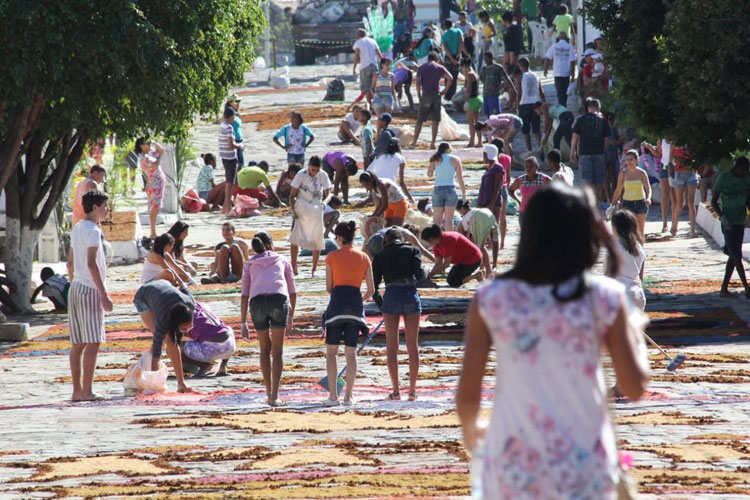 Após a pandemia de Covid-19, Rio de Contas retoma tradicional festa do Corpus Christi
