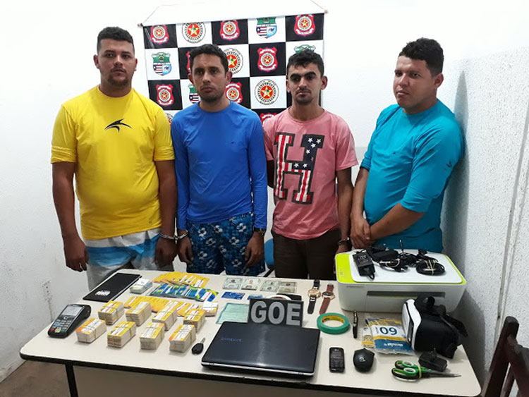 Homens são presos com 500 cartões do Bolsa Família no Maranhão