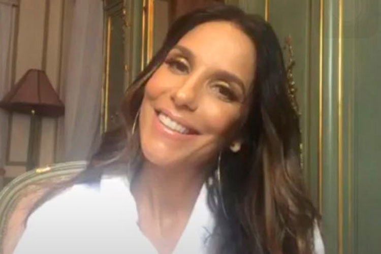 Ivete Sangalo anuncia que está fora do Carnaval 2018 por causa de gravidez