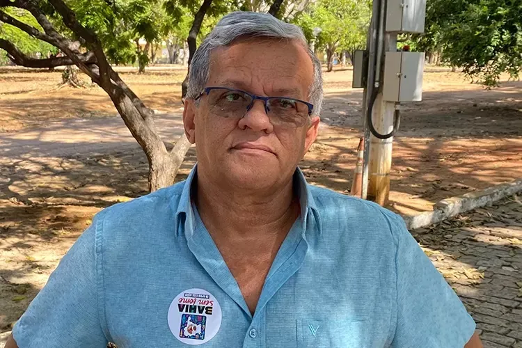 Deputado chama Eduardo Vasconcelos de 'prefeitinho de quinta categoria e mau-caráter'