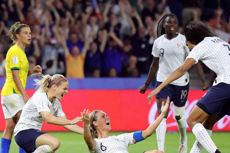 França elimina o Brasil da Copa do Mundo de Futebol Feminina