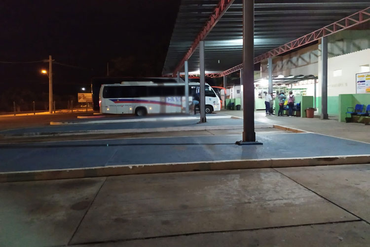 Guanambi: População relata descaso da prefeitura no transporte de pacientes para Salvador