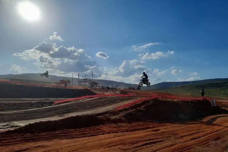 Brumado é palco da 8ª etapa da Copa Brasil de Super Cross