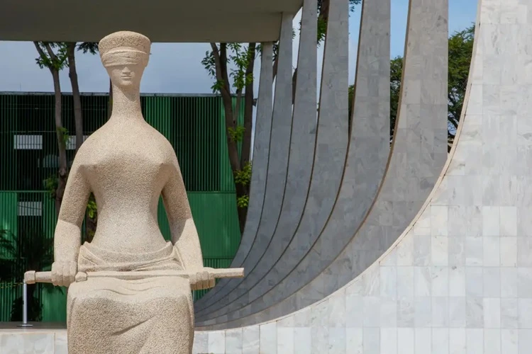 Por unanimidade, STF enquadra caixa 2 como improbidade administrativa