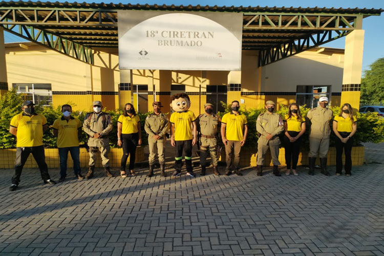 SMTT, 18ª Ciretran, 34ª CIPM e 2ª CIPRv unem forças através da campanha Maio Amarelo em Brumado