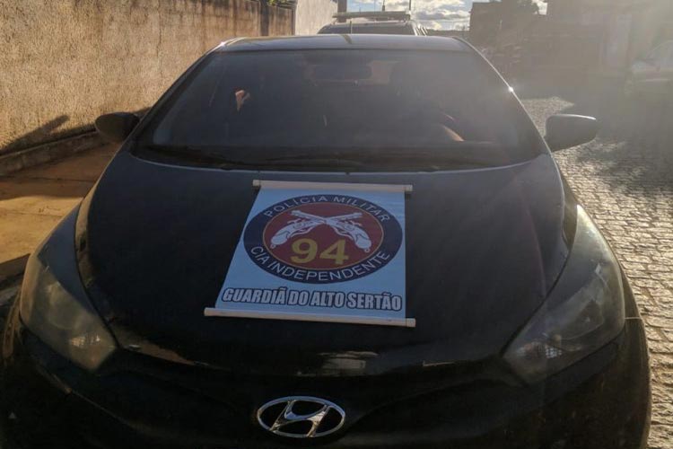 Caculé: Operação da PM prende em flagrante indivíduo que comercializava carros clonados