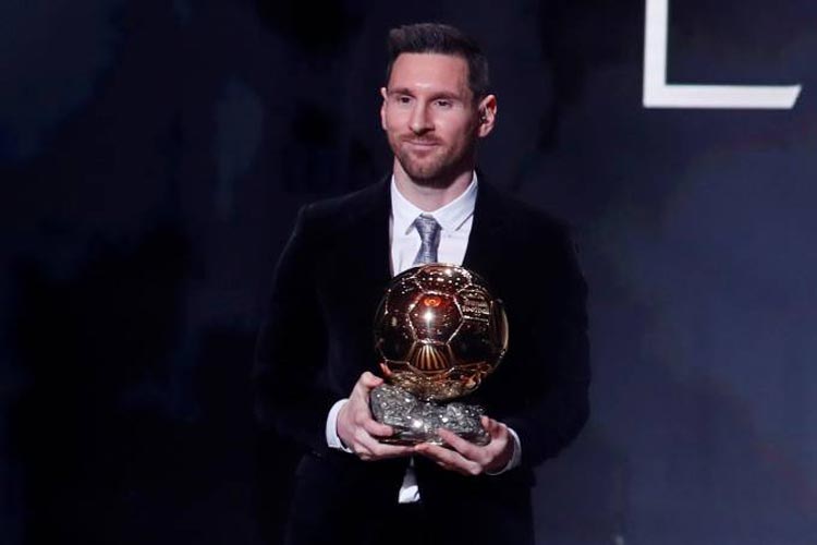 Lionel Messi vence a Bola de Ouro pela sexta vez