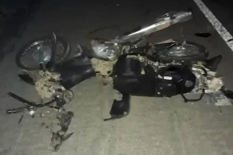 Motociclista morre após batida com carro em rodovia do sudoeste da Bahia