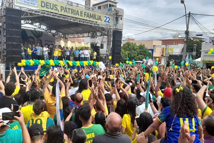 PT aciona MPE para apurar prestação de contas de Jair Bolsonaro em comício em Guanambi